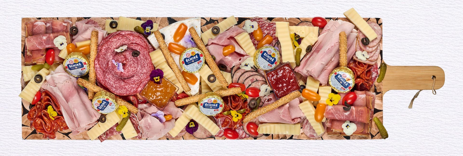 Planches Charcuterie & Fromage : Commandez pour un apéro convivial et savoureux !